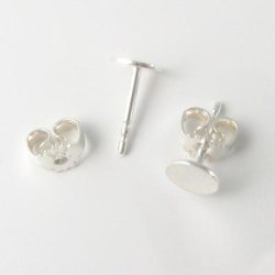 Ohrstecker mit Platte, Sterlingsilber, 11x6x1 mm, 1 Paar.