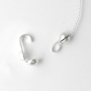 Kettenabschluss, Knotenverstecker mit Hake und Loch, versilbertes Messing, 7x3 mm, 10 Stk.