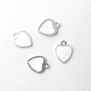 Emalje vedhng, lille hvid hjerte m. je, 10x7 mm, 6 stk