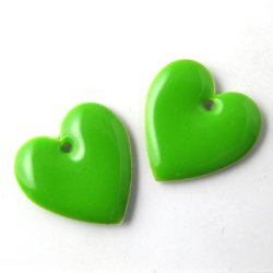 Emaille-Anh&auml;nger, gr&uuml;nes Herz, 16x16 mm, 2 Stk.