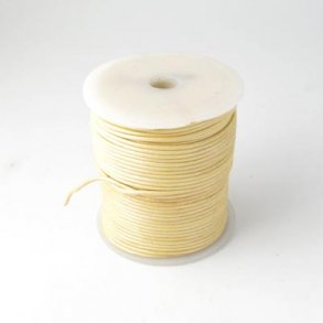 Lederband, perlmutt-hellgelb, 1,5 mm, 2 m.