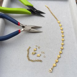DIY-Schmuckset, Blumenarmband aus vergoldetem Stahl, 1 Set