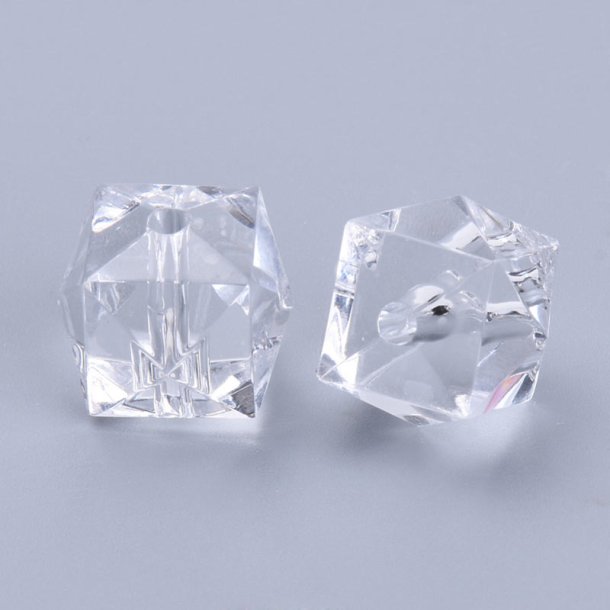 Acrylic bead, square faceted, clear, 8x8x7.5 mm, 100 pcs.