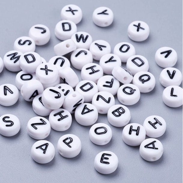 Acryl, Buchstaben-Münze, gemischt, weiß mit schwarz, 7x4 mm, 30 Stk.