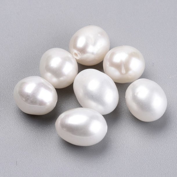 Freshwater pearl, half-drilled, white, drop-shaped, 9x7mm, A-grade, 4pcs.