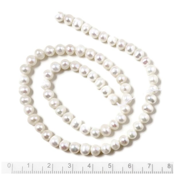 Freshwater pearl, full strand, white, oval, side drilled, ca. 4,5x5 mm, A-grade, ca. 75pcs