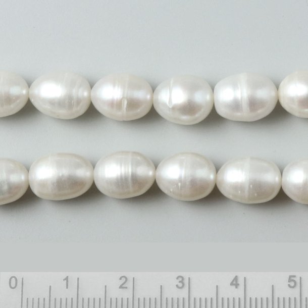 S��wasserperle, wei�, reisf�rmig,  ca. 11x8,5 mm, 6 Stk