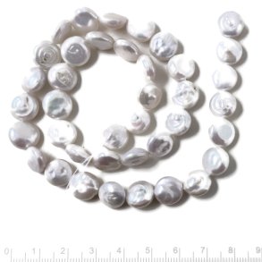 Freshwater pearl, button shape, flat round, 11-12mmx6, white, 32pcs.