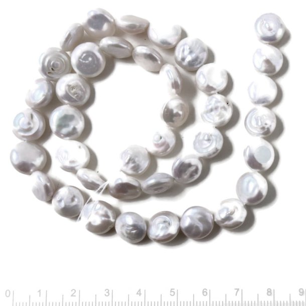 Freshwater pearl, button shape, flat round, 11-12mmx6, white, 32pcs.