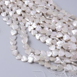 Swasserperle, ganzer Strang, Herz, perlmuttwei, 10x9x3 mm, ca. 42 Stck.