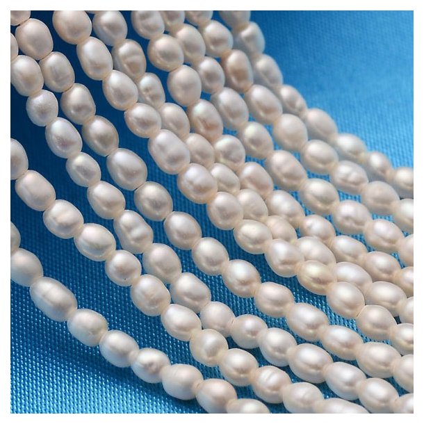 Freshwater pearl, white drop, ca. 6.5x4 mm, A-grade, 10pcs