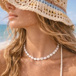 Ferskvandsperle, hel streng, barok, hvid, oval,B-grade, ca 8-10x7,5 mm, 37 stk