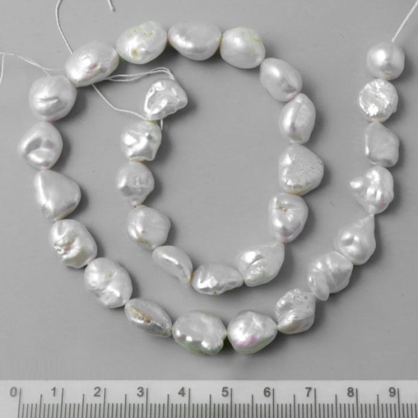 Freshwater pearl, full strand, baroque, white, 16-16x13x8 mm, appx. 22-24pcs
