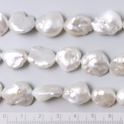 S��wasserperle, barock, flach, wei�, ca. 15x12x7 mm, A-grade, 2 Stk