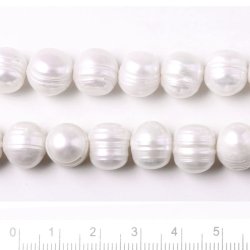 Freshwater pearl, full strand, white, uneven round, 10x11mm, C-grade, ca. 34pcs