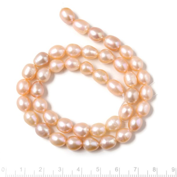 Freshwater pearl, full strand, peach color, rice shape, 9x7,5mm, A-grade, appx. 42pcs
