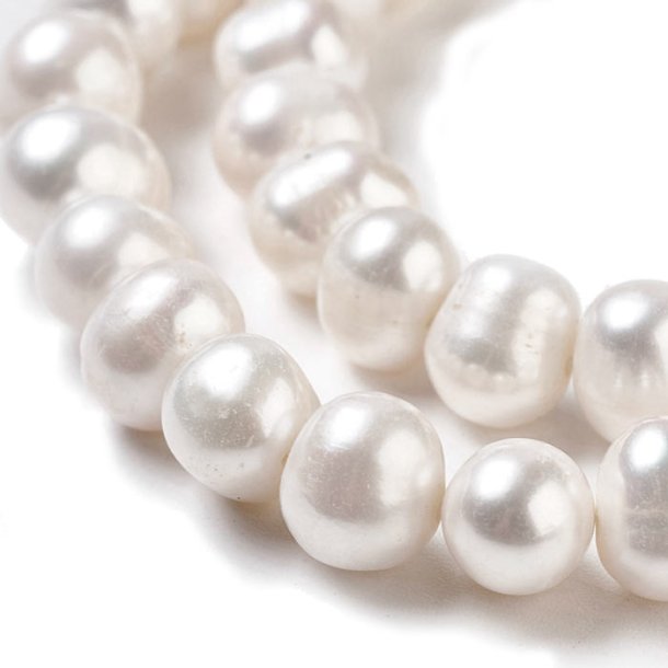 Freshwater pearl, white, potato, drilled sideways, A-grade, 8,5x9,5mm. 6pcs