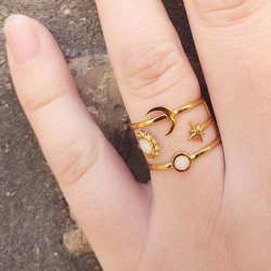 Fingerring med sol, m�ne, stjerne, forgyldt st�l, justerbar St�rr.: 52-58, 1 stk