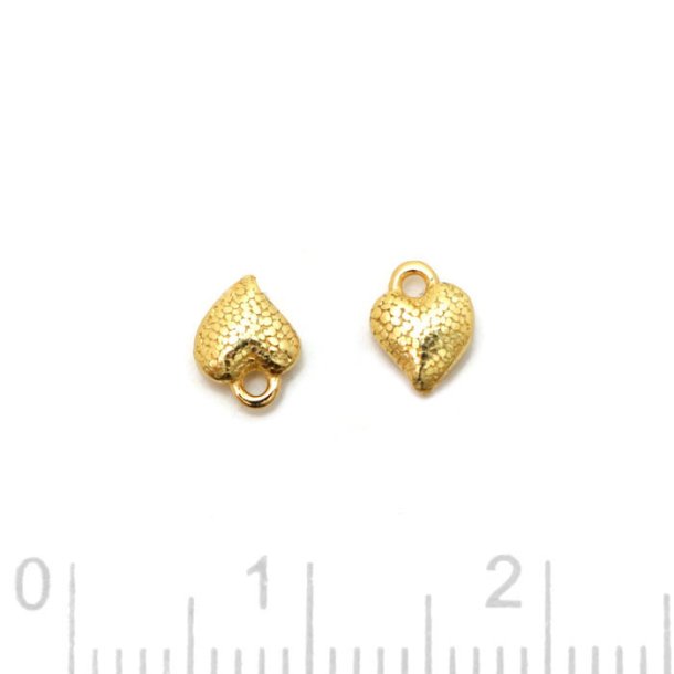 Small charm, hammered heart with loop, gold-plated silver, 5.5x4.5 mm, 2 pcs