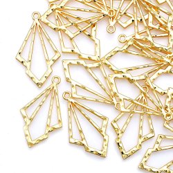 Prismenf&ouml;rmiger Anh&auml;nger, flach geh&auml;mmert, Messing vergoldet, 31x22x1 mm, 4 Stk