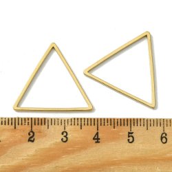 Simpel triangel, forgyldt messing, flad tr�d, 21,5x24x1 mm, 6 stk.