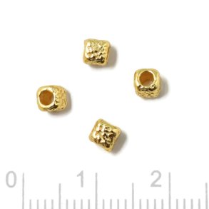 Silver bead, hammered cube, gold-plated silver, 3.5x3.5 mm, hole: 1.5 mm, 4 pcs