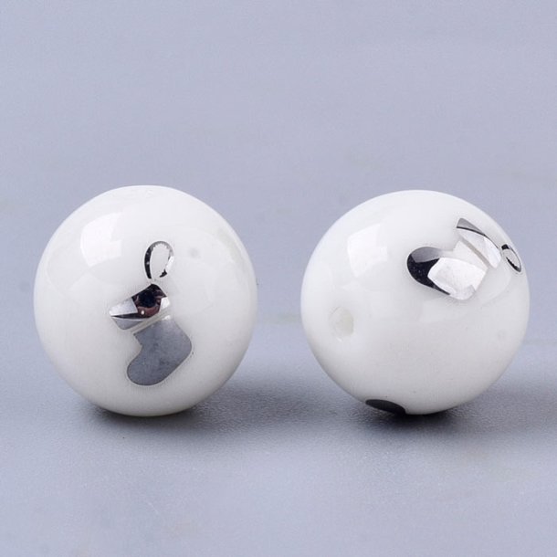 Glass bead, white with silvery Christmas stocking, round, 10 mm, 4 pcs.