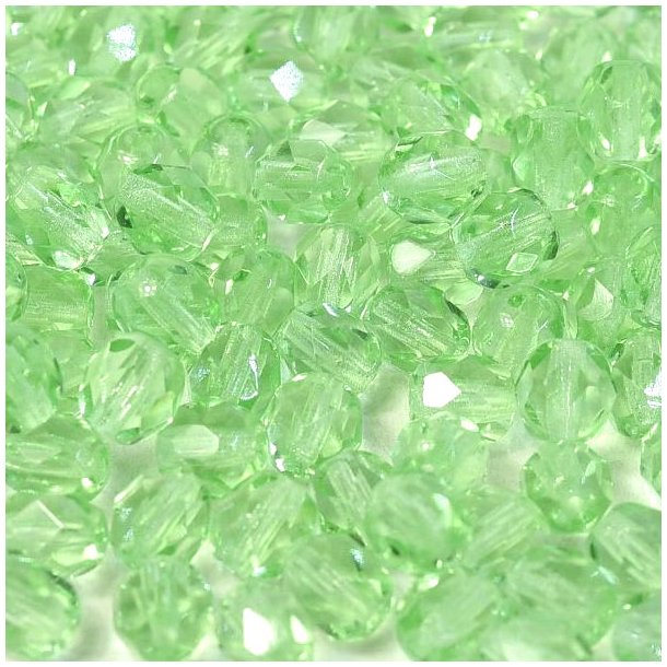 Glass bead, transparent light peridot green, round facet, 3 mm, appx. 130 pcs