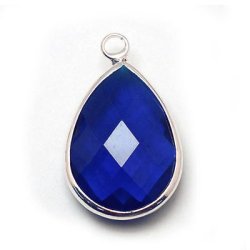 Versilberter Glas-Anh&auml;nger, Tropfen, dunkelblau, 18x11 mm, 1 Stk.