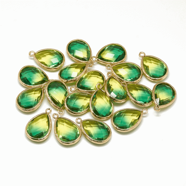 Glass pendant, gold-plated drop, green/yellow, 23x15 mm, 1 piece.