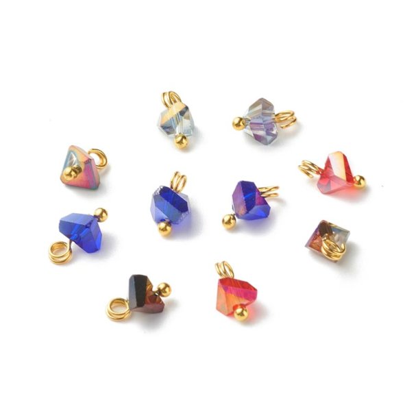 Lille vedh�ng, facetteret glas, m�rker�d, guldfarvet messing, 8x6 mm, 6 stk.