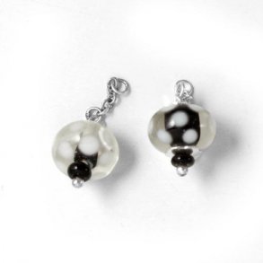 Silber Glas-Anhänger, schwarz mit Flecken und Kette, 10x14 mm, 1 Stk.