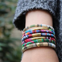 Ethnischer Baumwollkord, schwarz/wei&szlig;, rund, 6 mm, 20 cm.