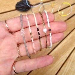 Glas Seed bead, grau, opak, 2x1,5 mm, 1900 Stk.