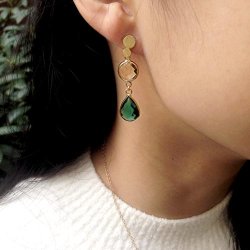 Ohrstecker, zwei M&uuml;nzen und &Ouml;se, geb&uuml;rstet, vergoldetes Silber, 9 mm, 2 Stk