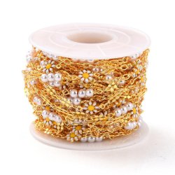 Kette mit Gnseblmchen und shell pearls, vergoldetes Messing, 7,5x13 mm, 50 cm