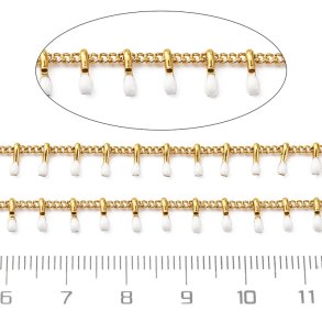Schmuckkette, gedreht, vergoldeter Stahl mit wei�en Emaille-Tropfen, 6x2x1,5 mm, 50 cm