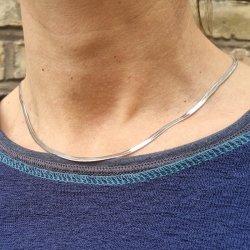Flache Schlangenhalskette, Edelstahl, 3x0,6 mm, 45 cm