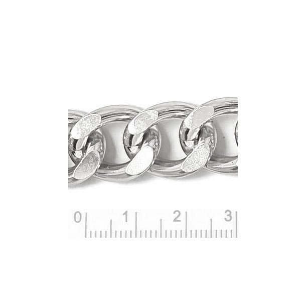 Cable chain, strong, with twisted joints, silvery aluminium, 18x15x3.5mm, 50cm