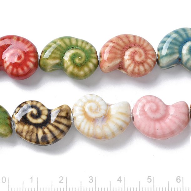 Keramische Muschelschalen, ganzer Strang, Farbenmischung, ca. 20x17 mm, 18 Stck