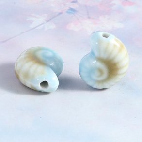 Keramische Muschelschalen Keramikperle, hellblau, 20x16x9 mm, 2 Stk