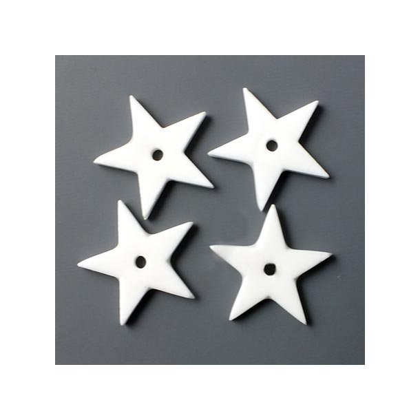 Ceramic star, white, with a hole in the middle, 18mm, 2pcs.