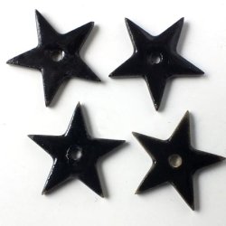 Keramiksterne, schwarz, mit Loch in der Mitte, 18 mm, 2 Stk.