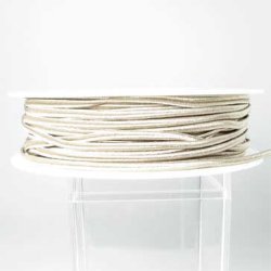 Russisches Flechtband, creme-wei&szlig;, 3x1 mm, 1 Meter.