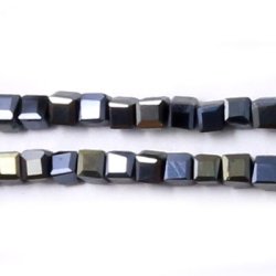 Celestial Kristall, kubisch, ganzer Strang, metallic, 2x2 mm, 100 Stk.