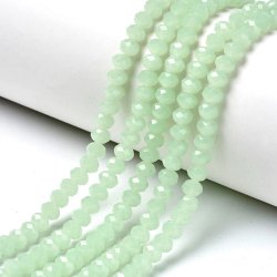 Celestial Kristall, ganzer Strang, licht hellgr&uuml;n, 3x2 mm, ca. 180 Stk.