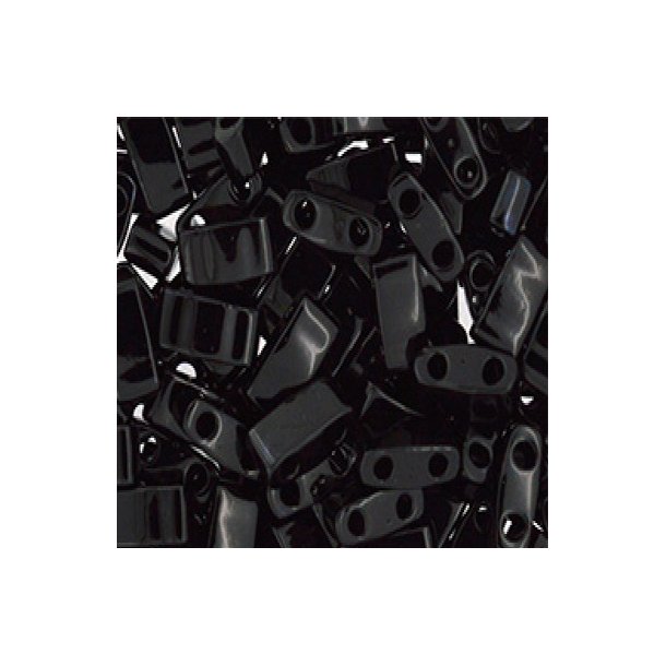 Miyuki half Tila bead, opaque, shiny black, 5x2,3mm, 5gr. ca. 120pcs