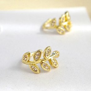 Ohrklemme mit Bl�ttern und Zirkonia, vergoldetes Messing, 13 mm, 2 Stck