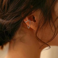 Ear-Cuff med k�devedh�ng, platinfarvet legering, 13x32 mm, 2 stk
