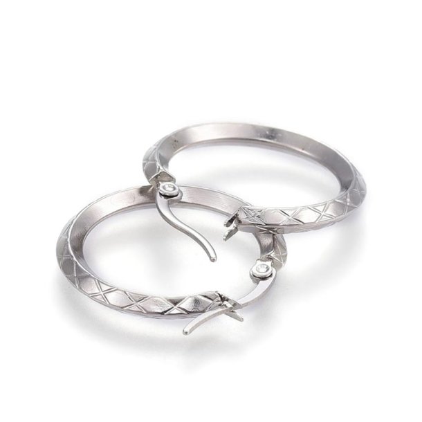 Kreol, hoop, klap-lukning, kantet med krydsm�nster, rustfrit st�l, 27x26x3 mm, 1 par